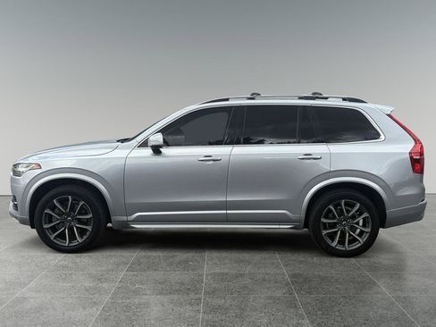Used 2017 Volvo XC90 T6 Momentum w/ Vision Package AWD/4WD image 3