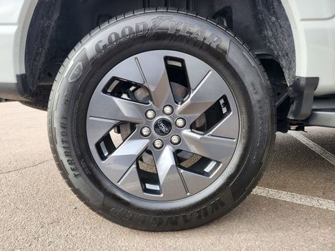 Used 2024 Ford F150 Lightning Flash image 18