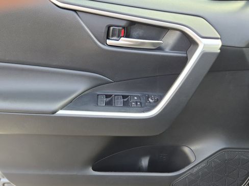 Used 2024 Toyota RAV4 XLE image 30
