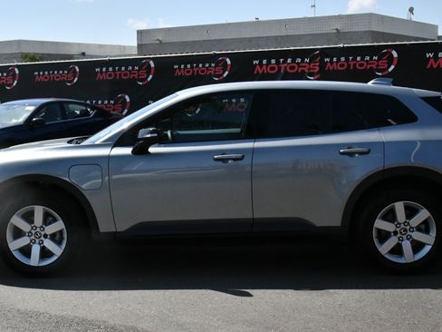Used 2024 Honda Prologue EX image 4