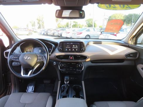 Used 2020 Hyundai Santa Fe SEL w/ Convenience Package image 20