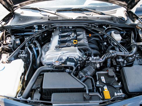 New 2026 MAZDA MX-5 Miata Club w/ Interior Package RWD image 31