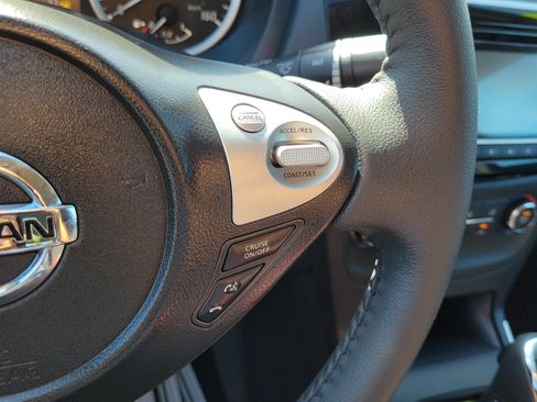 Used 2017 Nissan Sentra SV FWD image 23