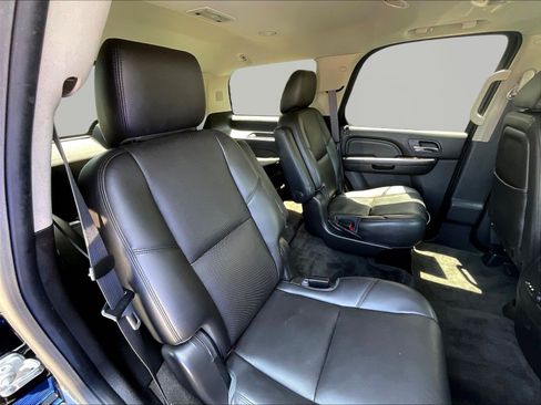 Used 2013 GMC Yukon Denali AWD/4WD image 24