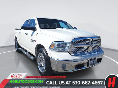 Used 2018 RAM 1500 Laramie w/ Convenience Group AWD/4WD image 1