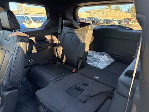 New 2026 Jeep Grand Cherokee L Limited image 25