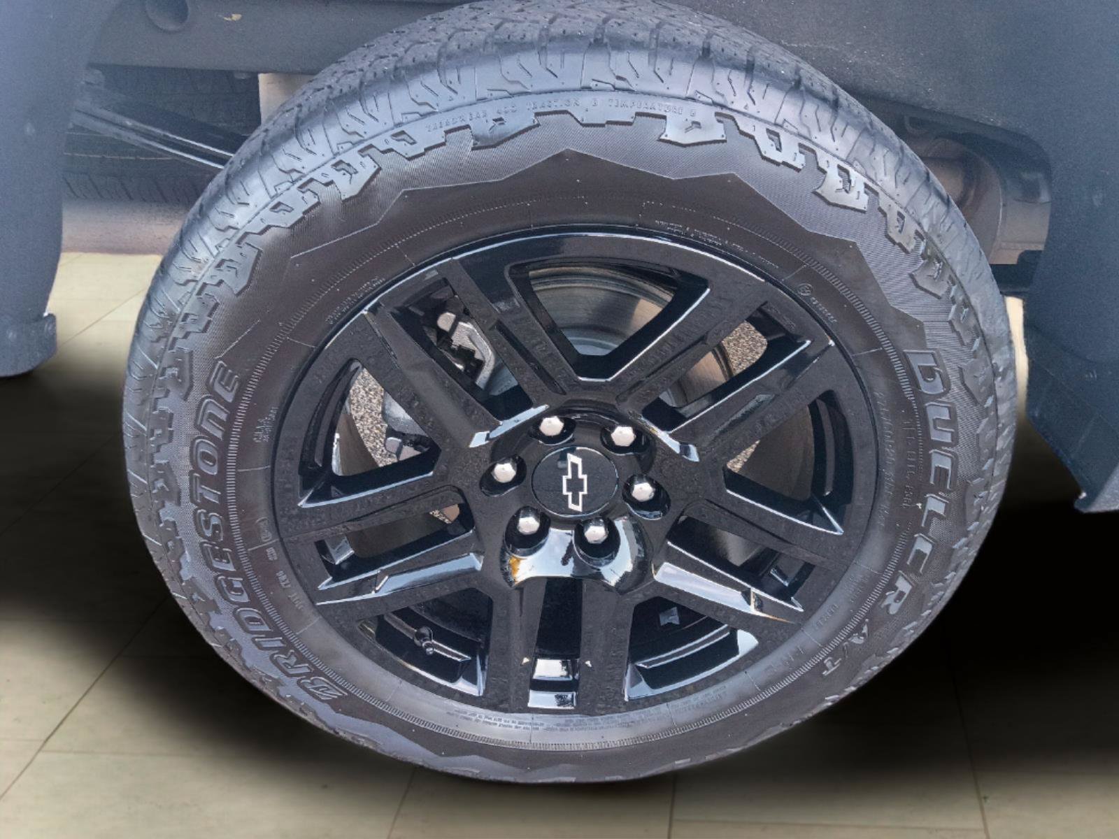 Used 2025 Chevrolet Silverado 1500 LT Trail Boss w/ LT Trail Boss Premium Package AWD/4WD image 13
