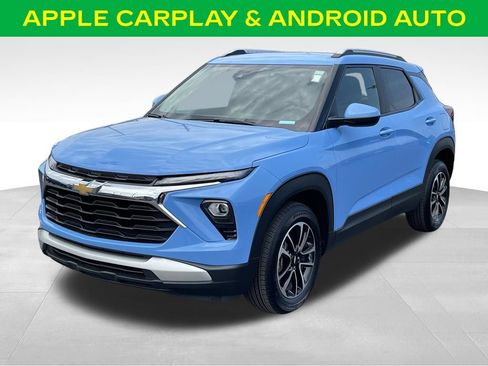 Used 2024 Chevrolet TrailBlazer LT w/ Convenience Package AWD/4WD image 4