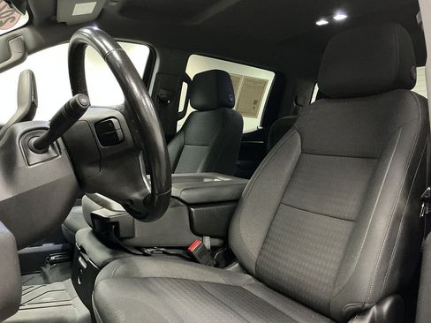 Used 2022 Chevrolet Silverado 1500 LT w/ Protection Package AWD/4WD image 9