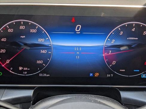 Used 2026 Mercedes-Benz GLC 300 4MATIC image 10