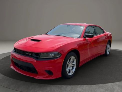 Used 2023 Dodge Charger SXT RWD image 3