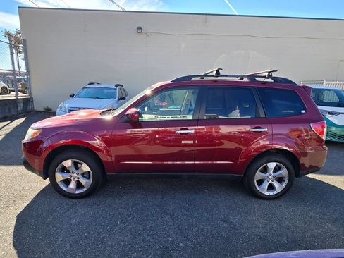 Used 2013 Subaru Forester 2.5XT Premium AWD/4WD image 4