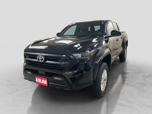 Certified 2026 Toyota Tacoma SR5 AWD/4WD image 1
