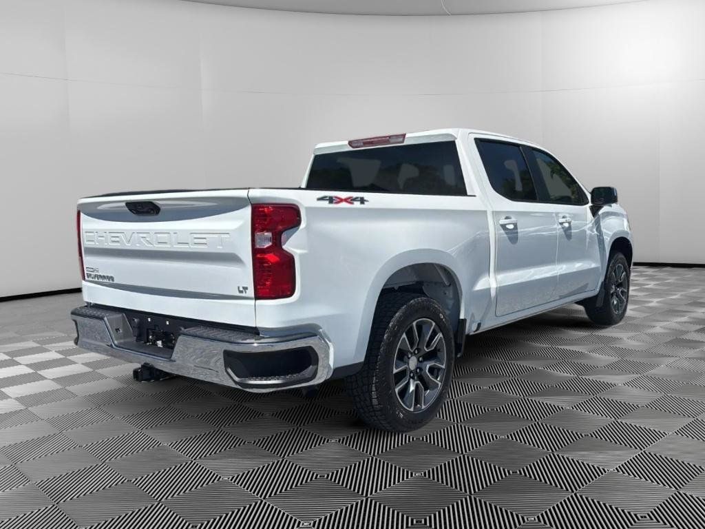 Used 2023 Chevrolet Silverado 1500 LT AWD/4WD image 4