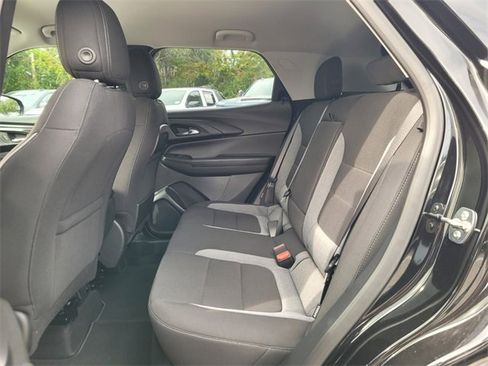 New 2025 Chevrolet TrailBlazer LT w/ Convenience Package image 16