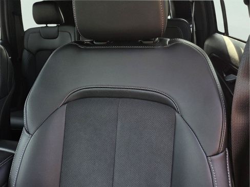 New 2026 Jeep Grand Cherokee Altitude RWD image 17