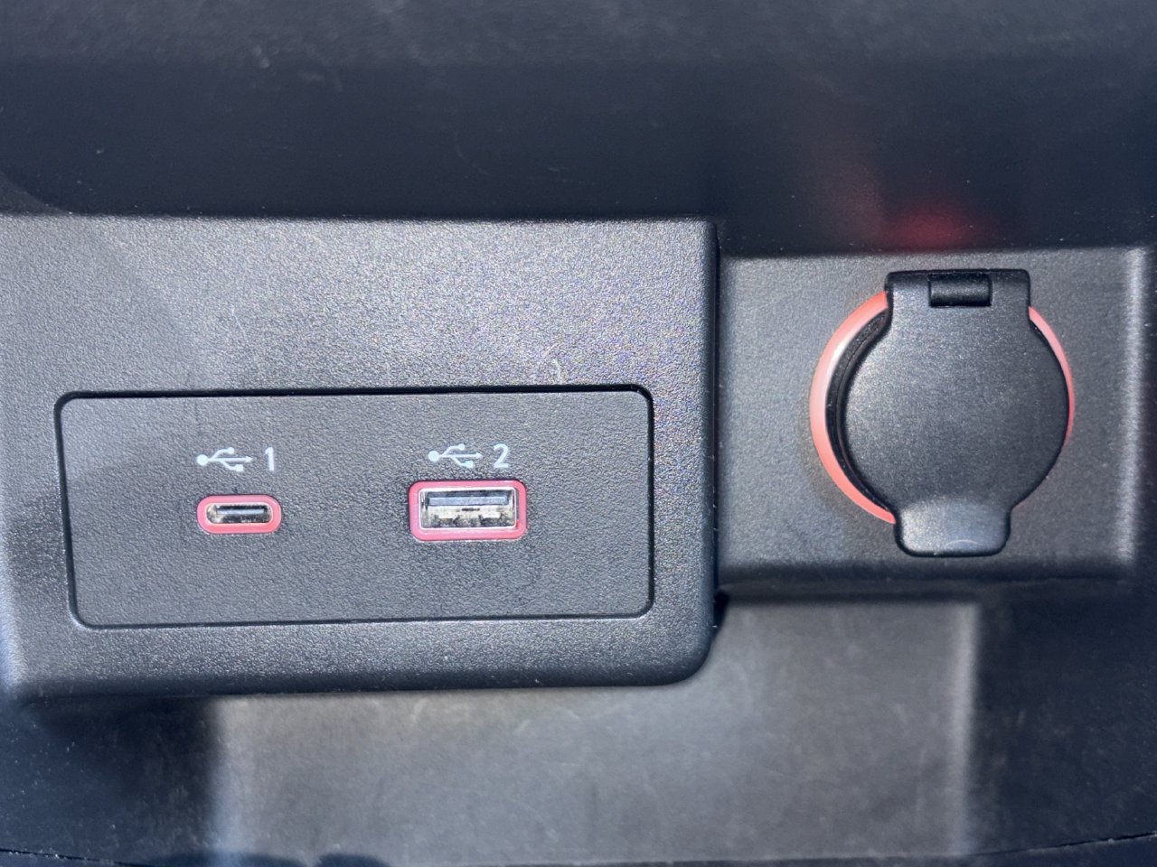 Certified 2023 Nissan Kicks SV FWD image 14