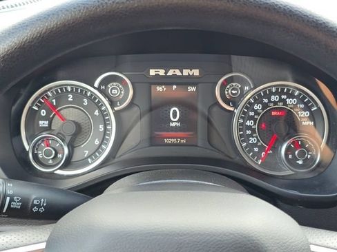 Used 2025 RAM 1500 Big Horn AWD/4WD image 38