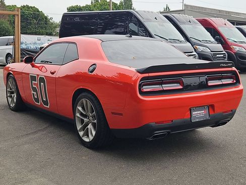 Certified 2020 Dodge Challenger R/T RWD image 5