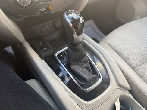 Used 2022 Nissan Rogue Sport SL w/ Premium Package image 23