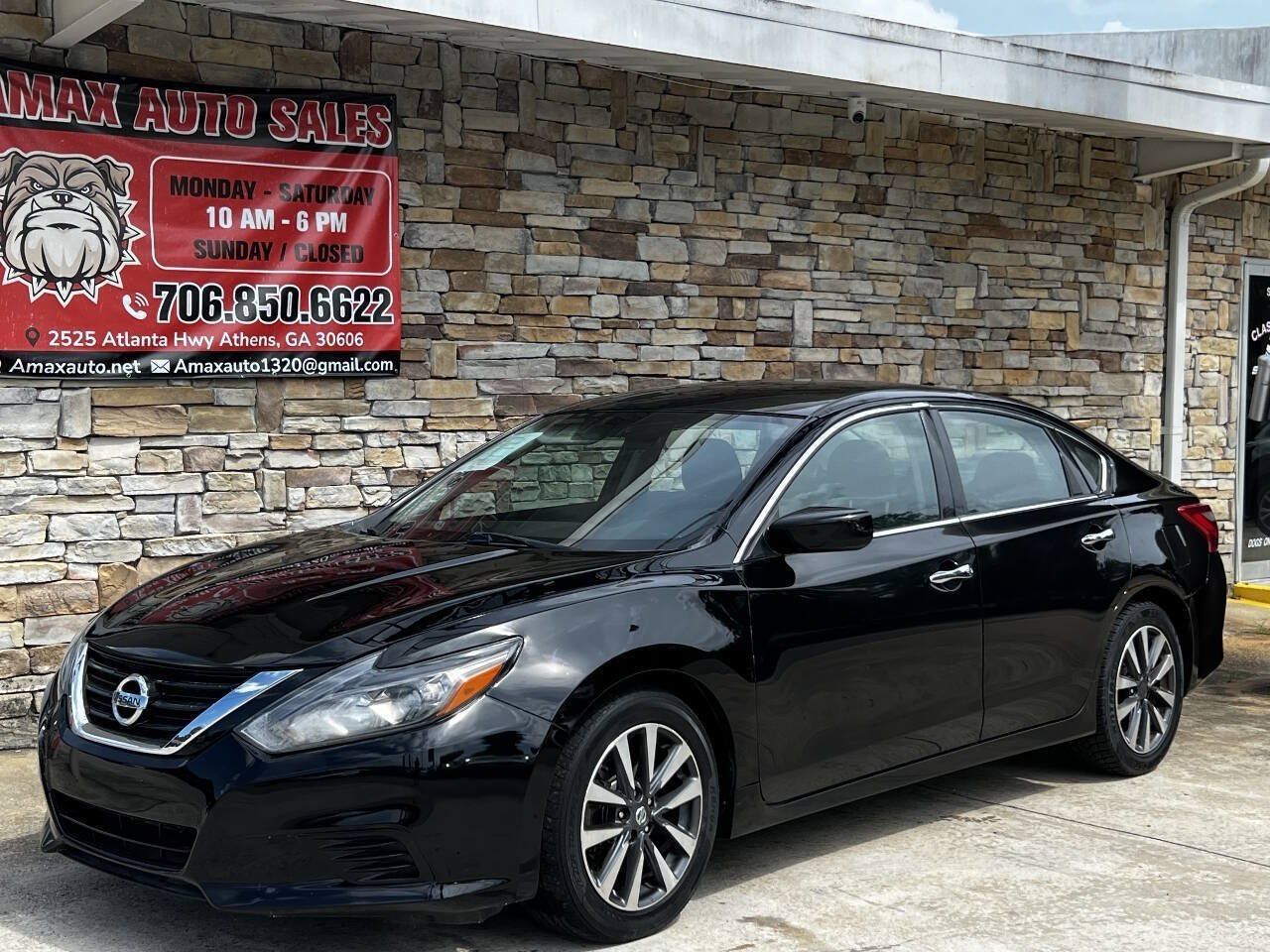 Used 2017 Nissan Altima 2.5 SV FWD image 2