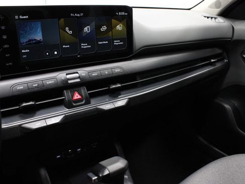 Used 2025 Kia K4 EX FWD image 29