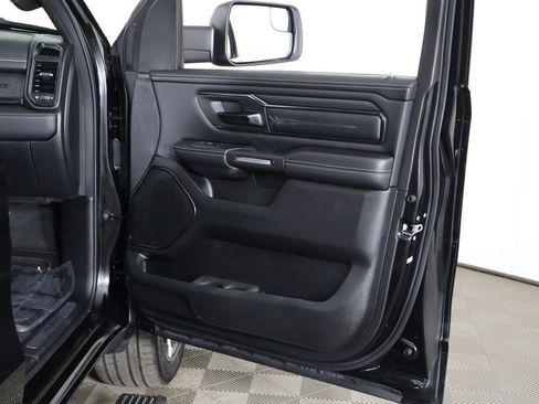 Used 2022 RAM 1500 Limited w/ Body-Colour Bumper Group AWD/4WD image 27