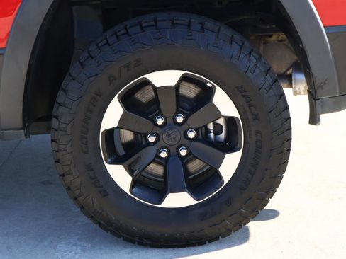 Used 2020 RAM 1500 Rebel image 9