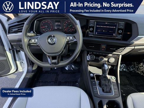 Used 2019 Volkswagen Jetta R-Line FWD image 10