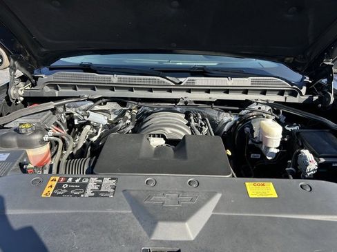 Used 2017 Chevrolet Silverado 1500 Custom w/ Custom Convenience Package image 11