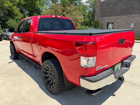 Used 2013 Toyota Tundra 4x4 Double Cab w/ TRD Off-Road Pkg image 7