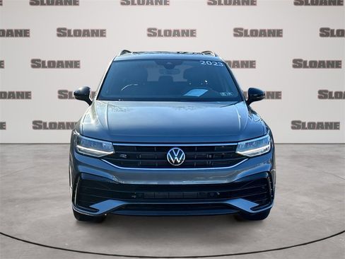 Used 2023 Volkswagen Tiguan SE R-Line image 8