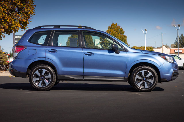 Used 2017 Subaru Forester 2.5i w/ Alloy Wheel Package AWD/4WD image 5