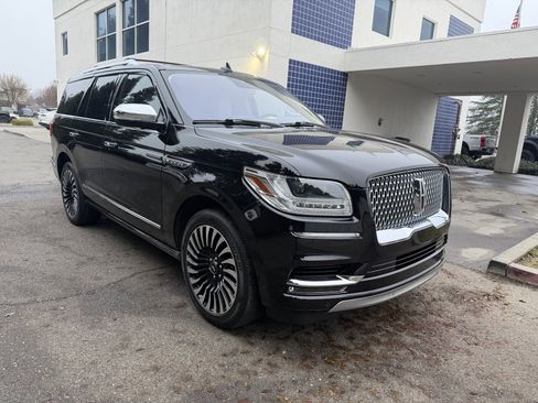 Used 2019 Lincoln Navigator Black Label w/ Cargo Package image 7