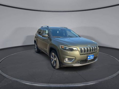 Used 2021 Jeep Cherokee Limited w/ Trailer Tow Group AWD/4WD image 2