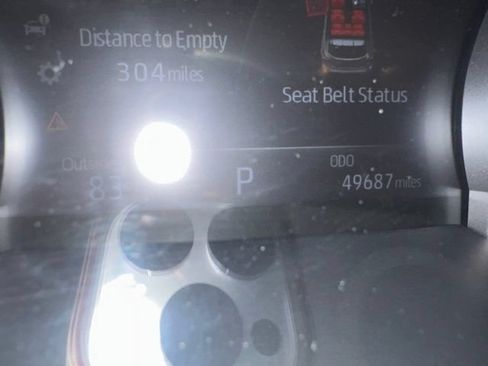 Used 2022 Toyota Highlander XLE AWD/4WD image 21