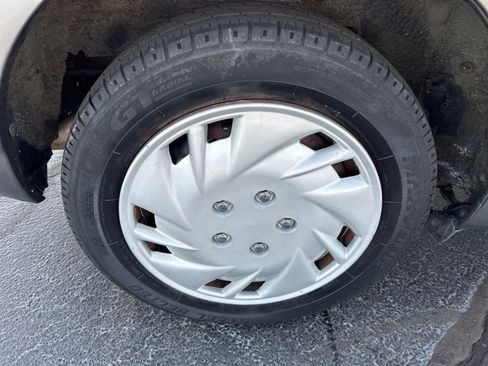 Used 2006 Toyota Corolla CE image 19