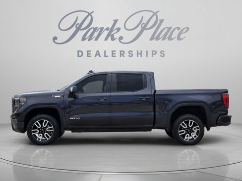 Used 2023 GMC Sierra 1500 AT4 w/ AT4 Premium Package AWD/4WD image 2