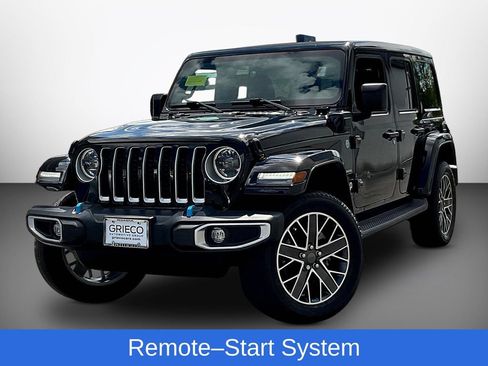 Used 2023 Jeep Wrangler Unlimited Sahara w/ Cold Weather Group AWD/4WD image 3