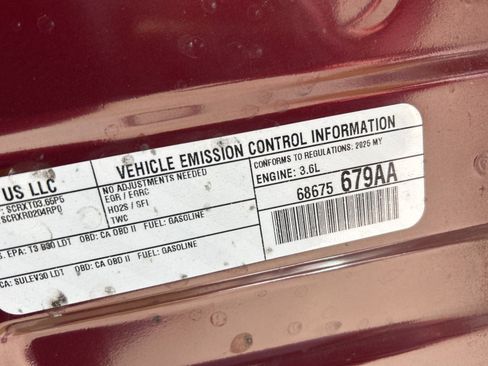 Used 2025 Jeep Grand Cherokee Laredo X w/ Luxury Tech Group I image 33