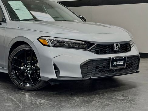 Used 2026 Honda Civic Sport image 3