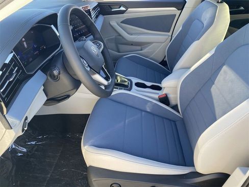 New 2026 Volkswagen Jetta SE image 15