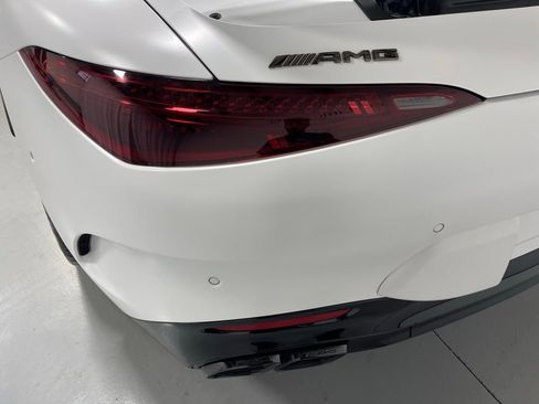 Used 2022 Mercedes-Benz SL 63 AMG 4MATIC image 13