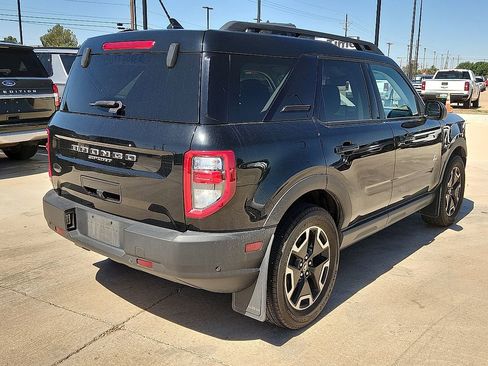 Used 2023 Ford Bronco Sport Outer Banks w/ Tech Package AWD/4WD image 3