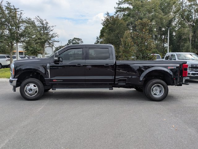Certified 2023 Ford F350 Lariat AWD/4WD image 6