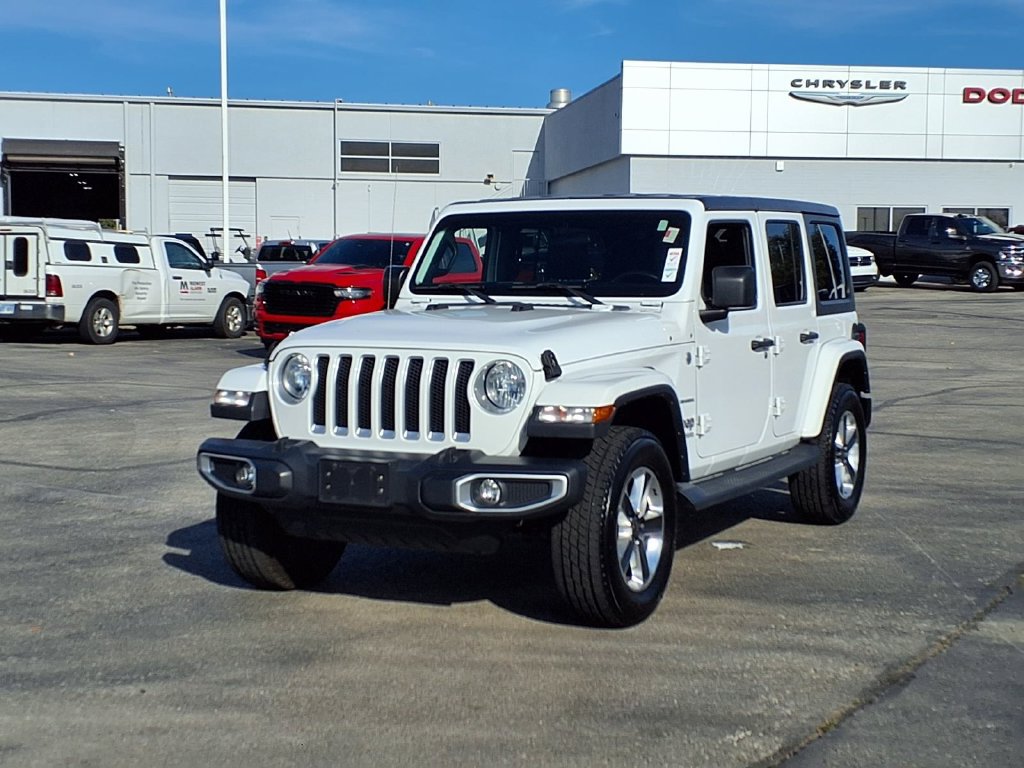 Used 2018 Jeep Wrangler Unlimited Sahara AWD/4WD image 2