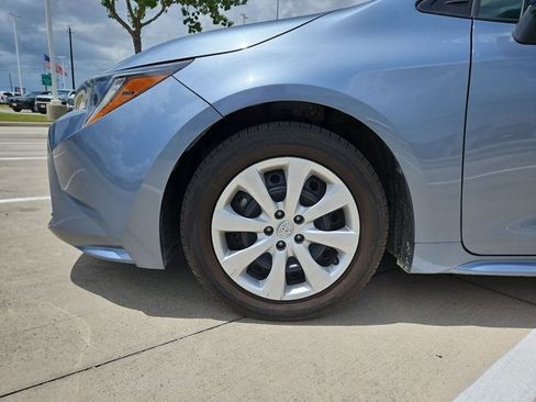 Used 2023 Toyota Corolla LE FWD image 21