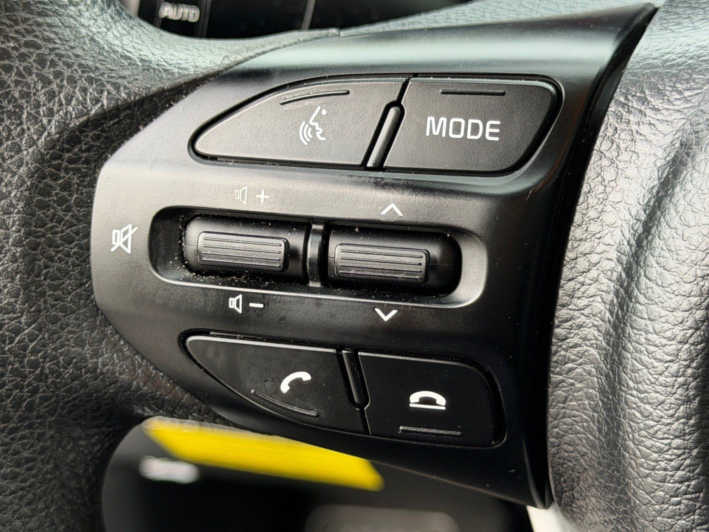 Used 2023 Kia Rio S w/ Technology Package FWD image 29