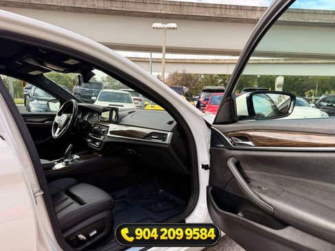 Used 2018 BMW 530e RWD image 34