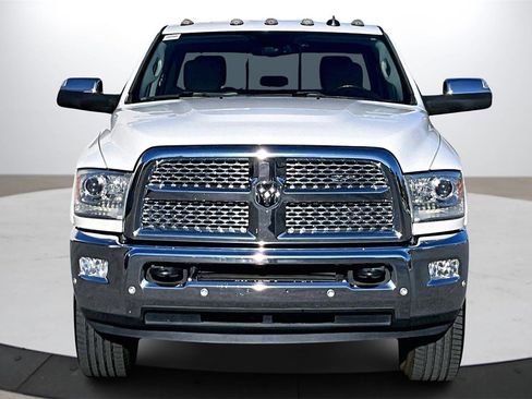 Used 2016 RAM 2500 Laramie w/ Convenience Group image 3